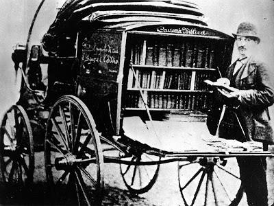 Antiquísima biblioteca ambulante...