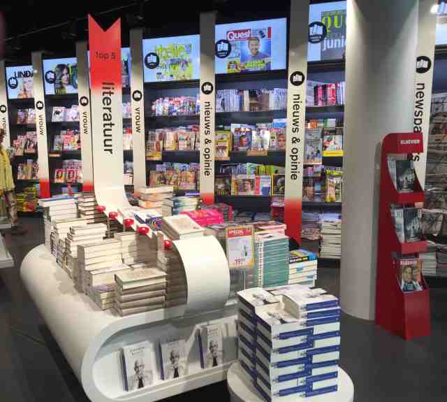 Librería del Aeropuerto de Amsterdam 2