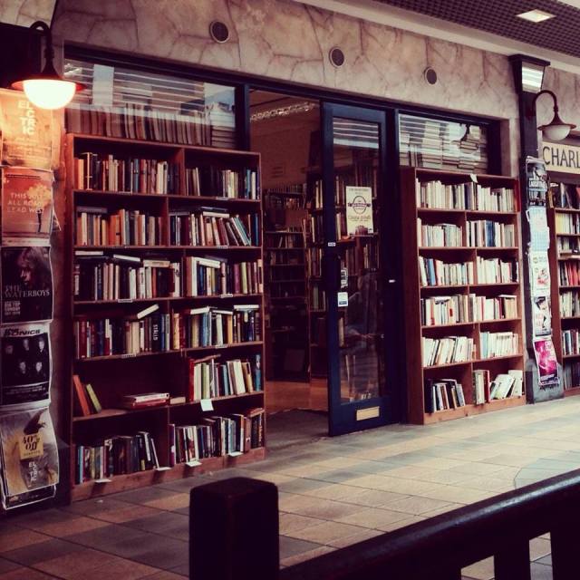 %22charlie-byrnes-bookshop%22-en-galway-irlanda