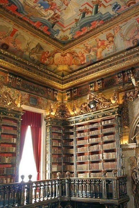 biblioteca-joanina-en-coimbra-portugal
