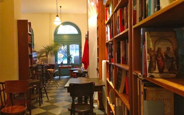 %22massolit-books-cafe%22-budapest