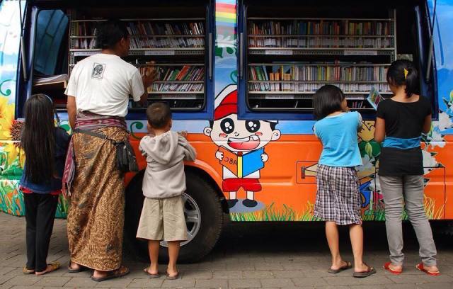 Bibliobus en Indonesia