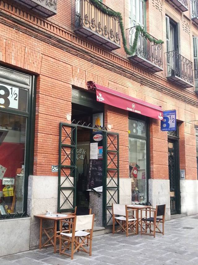 Librería 8 y 1:2. Madrid