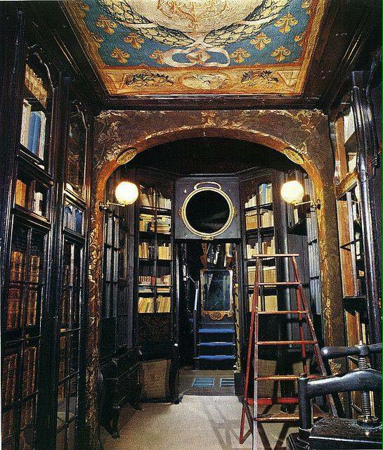 Antigua biblioteca de Víctor Hugo