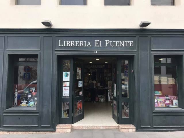 Librería El Puente, Arrecife, Lanzarote.1